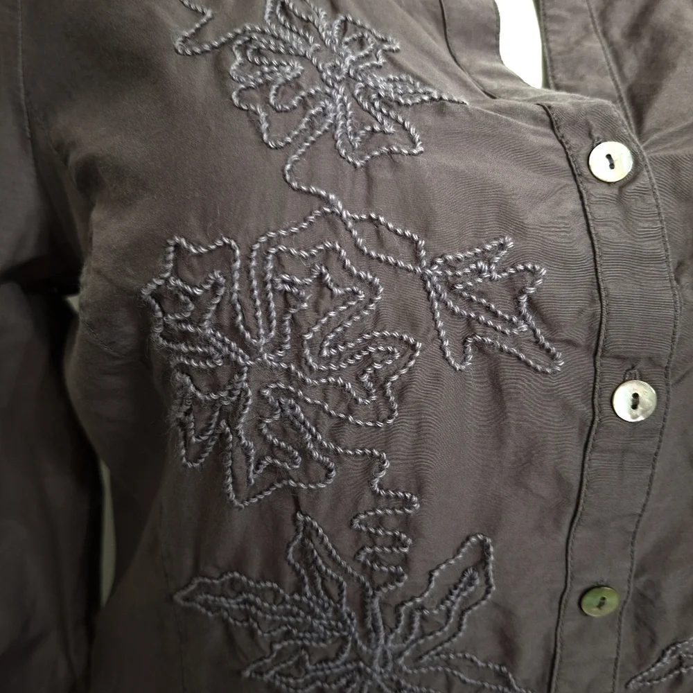 Laura Ashley Taupe/Gray Embroidered Bohemian Button Front Silk Blend Blouse *14